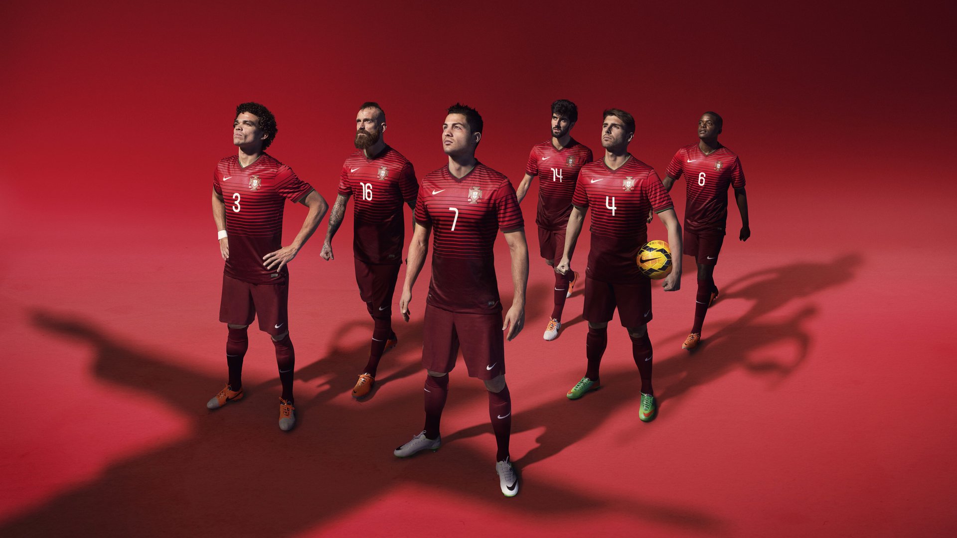 世界杯赛场上的“黑马故事”被纪录片跟拍:一段不平凡的竞技传奇